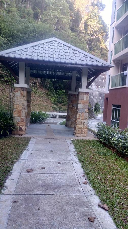 Azizi&Yati Muslim Homestay 金马仑高原 外观 照片