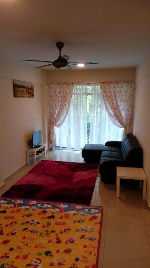 Azizi&Yati Muslim Homestay 金马仑高原 外观 照片