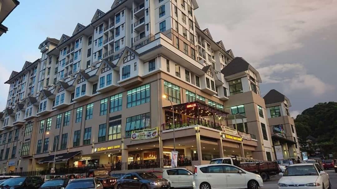 Azizi&Yati Muslim Homestay 金马仑高原 外观 照片